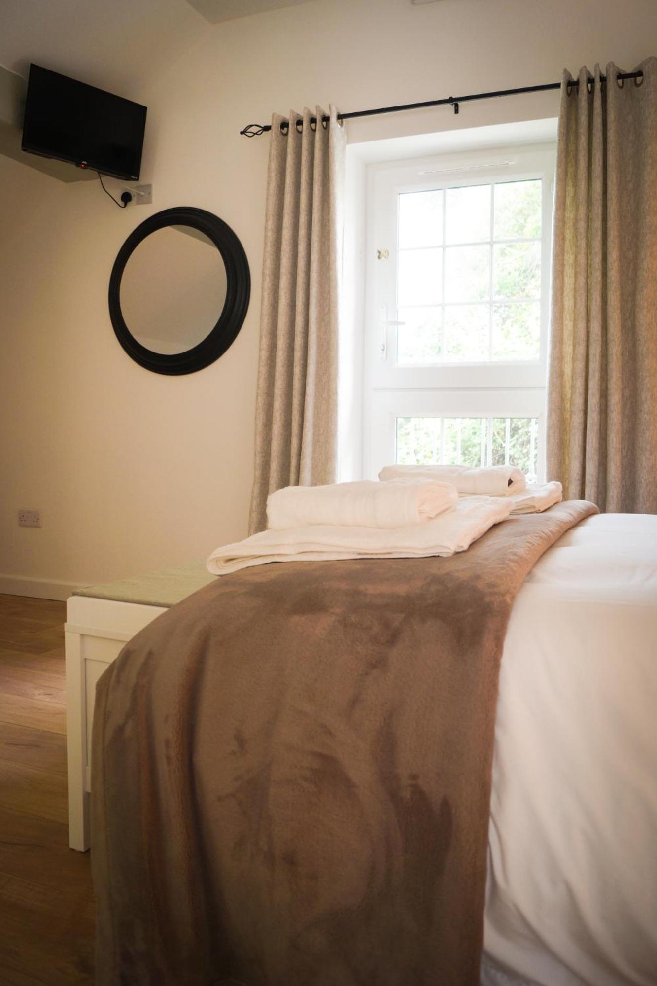 Lemon Tree Rooms - Newly Refurbished Coastal Stay Swyre Εξωτερικό φωτογραφία