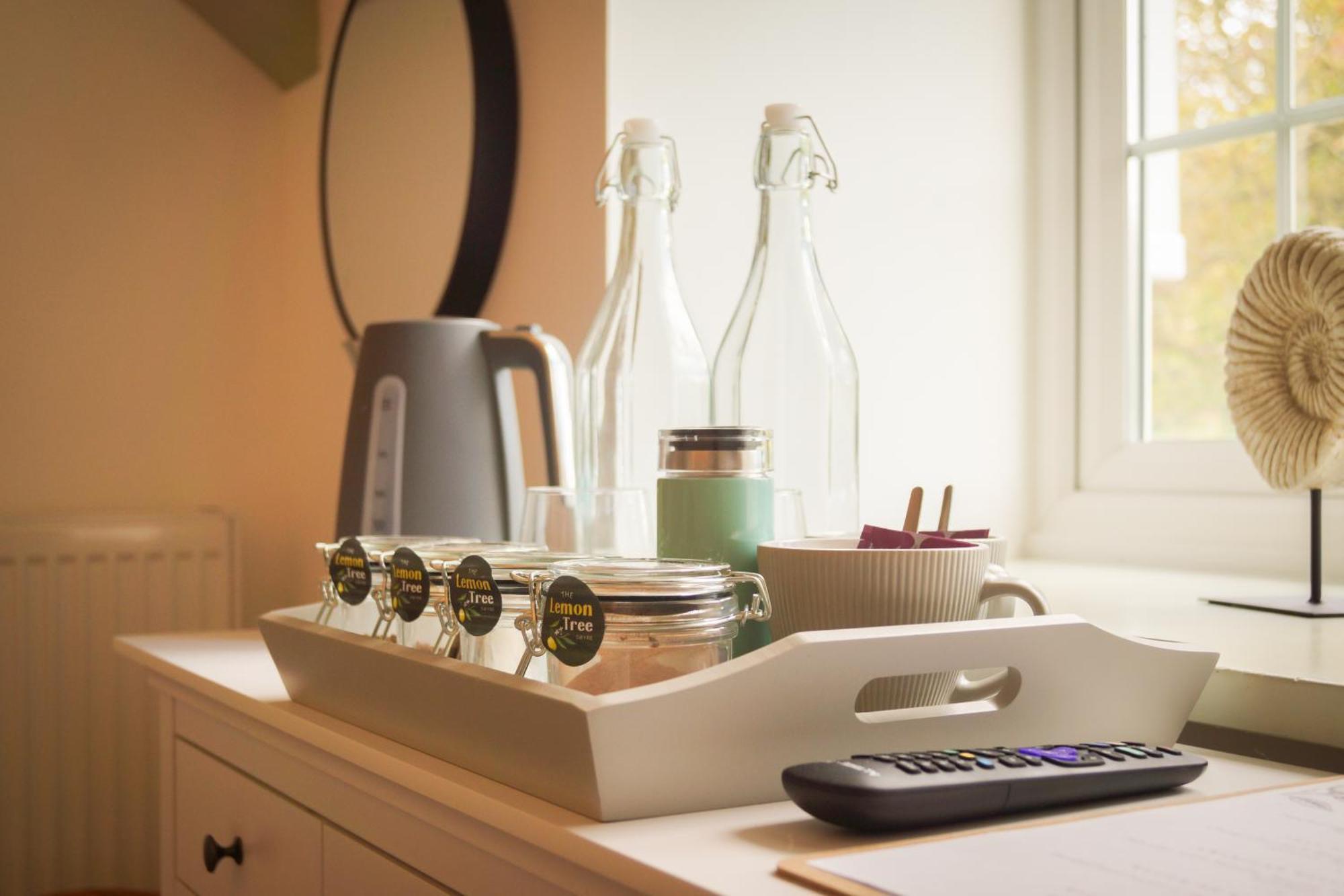 Lemon Tree Rooms - Newly Refurbished Coastal Stay Swyre Εξωτερικό φωτογραφία