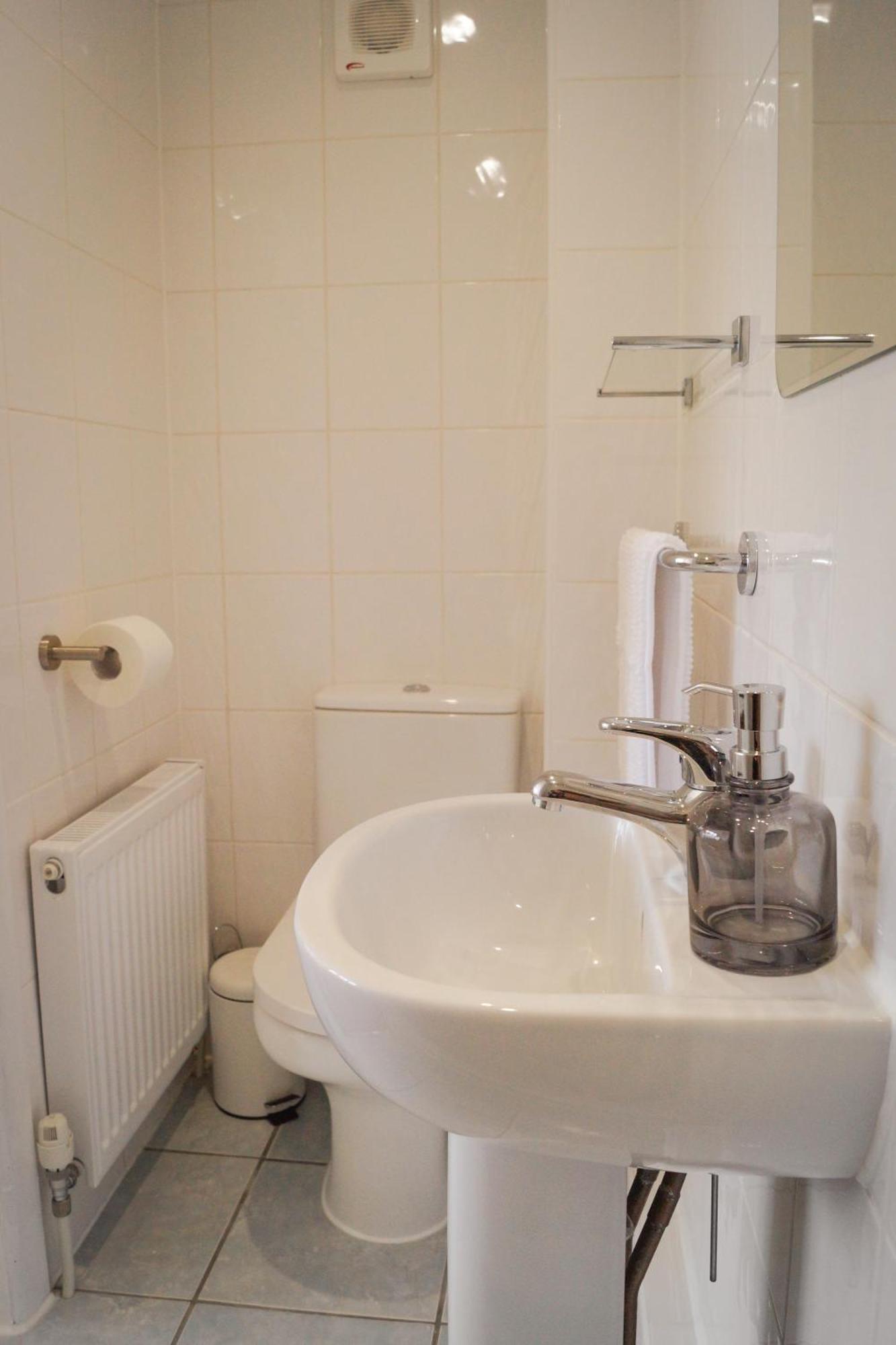 Lemon Tree Rooms - Newly Refurbished Coastal Stay Swyre Εξωτερικό φωτογραφία