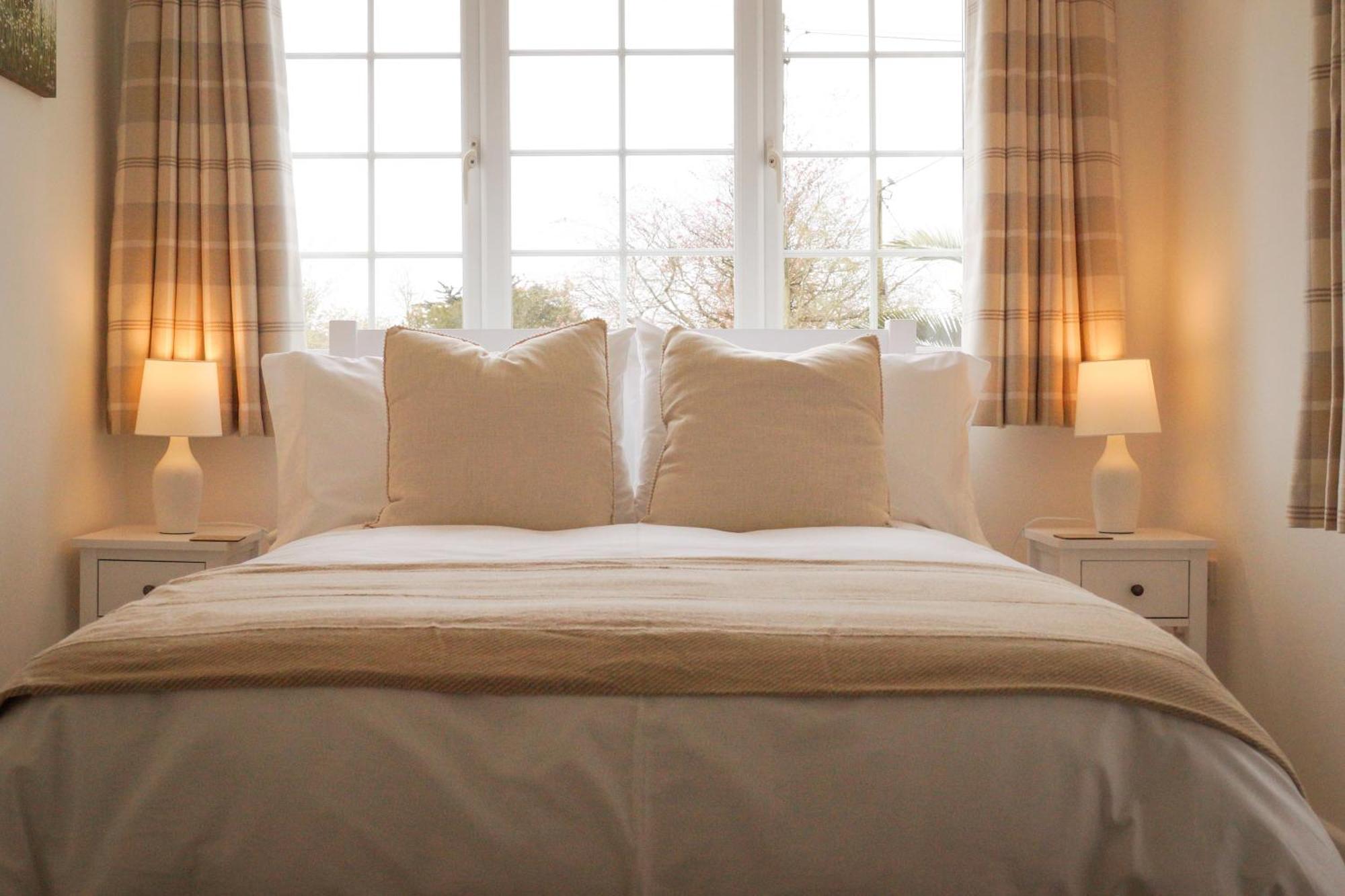 Lemon Tree Rooms - Newly Refurbished Coastal Stay Swyre Εξωτερικό φωτογραφία